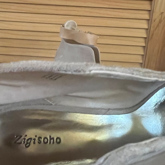 Zigi Soho Tan Suede Wedge Sandals - Picture 3 of 3